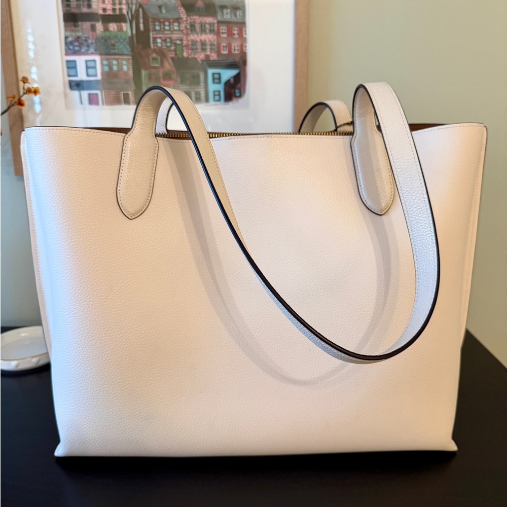 Coach Willow 38 Tote in Chalk with Brass Hardware - Picture 4 of 9